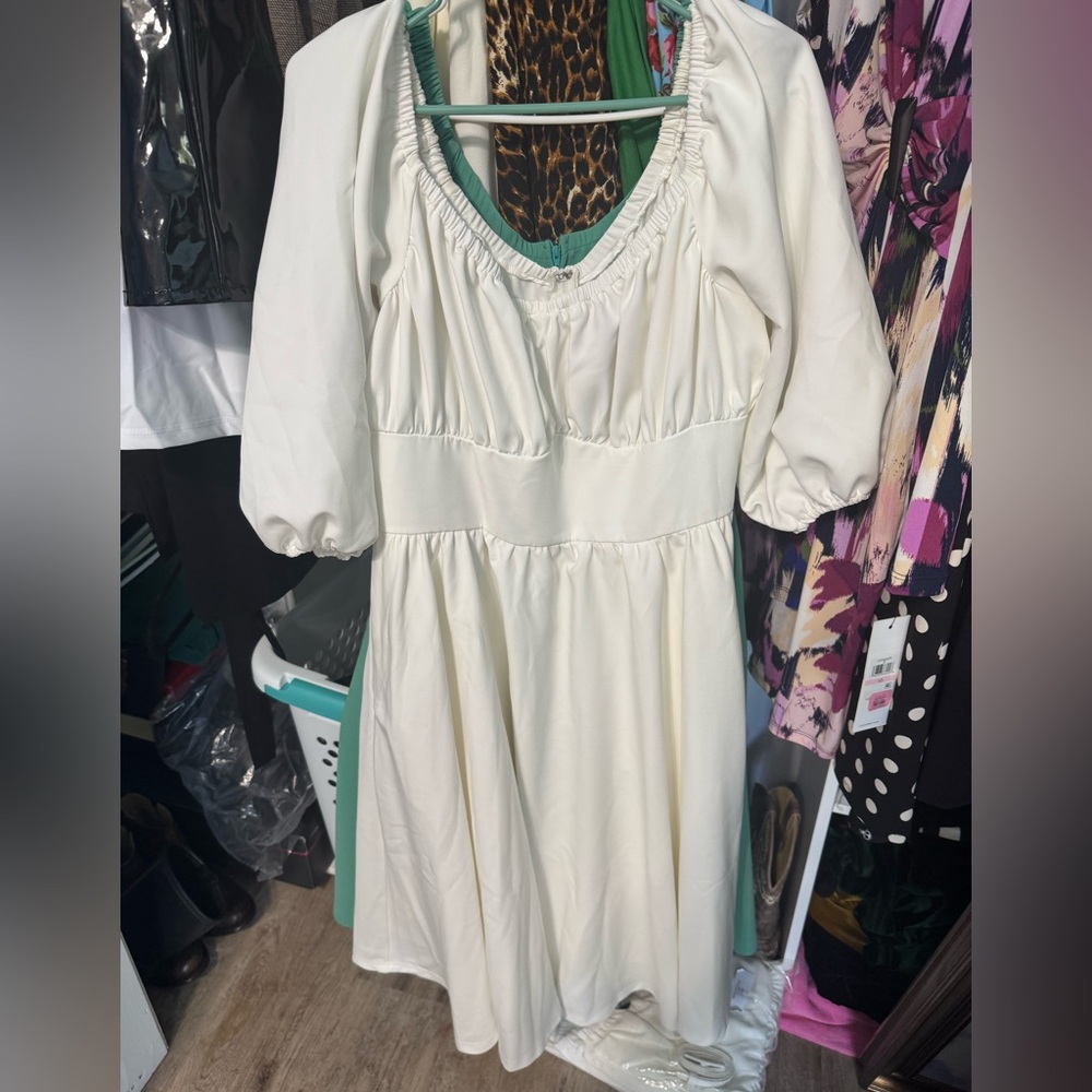Vixen by Micheline Pitt EUC white vacation dress. No belt.